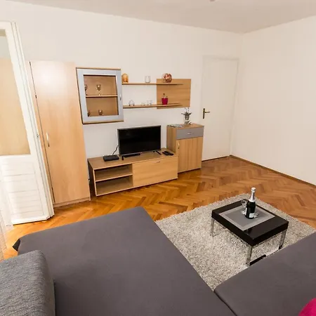 Magi Διαμέρισμα